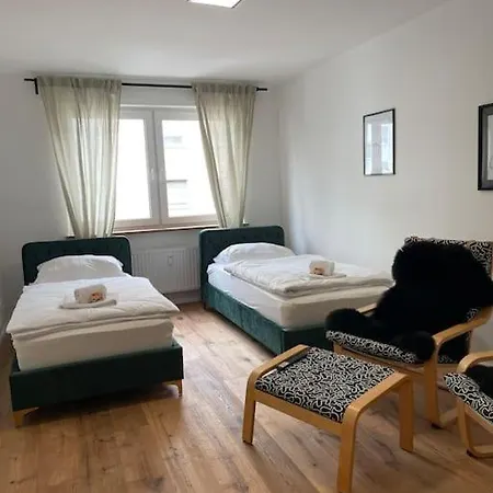 Martine, Westliche Vorstadt