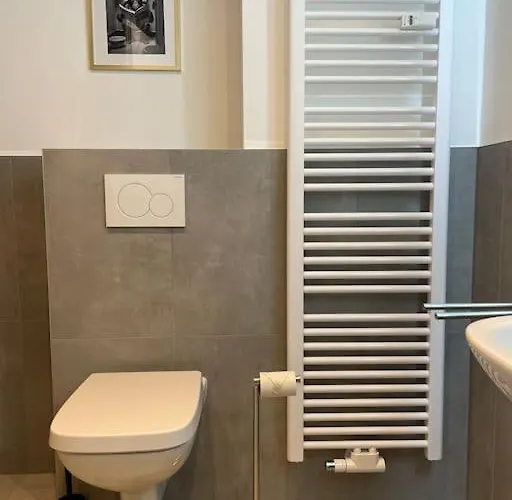 Martine, Westliche Vorstadt *