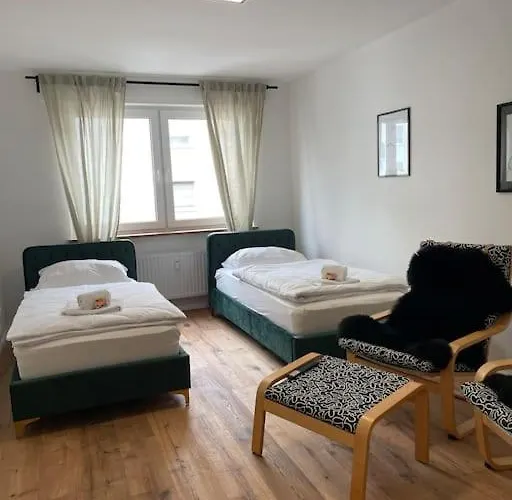 Martine, Westliche Vorstadt