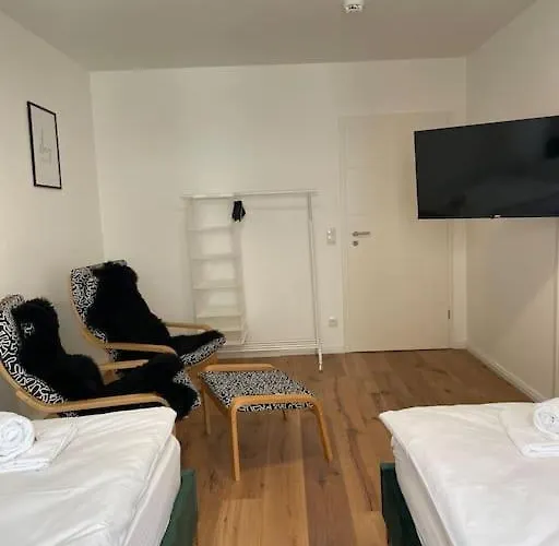 Martine, Westliche Vorstadt